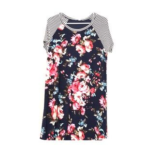Floral maternity dress